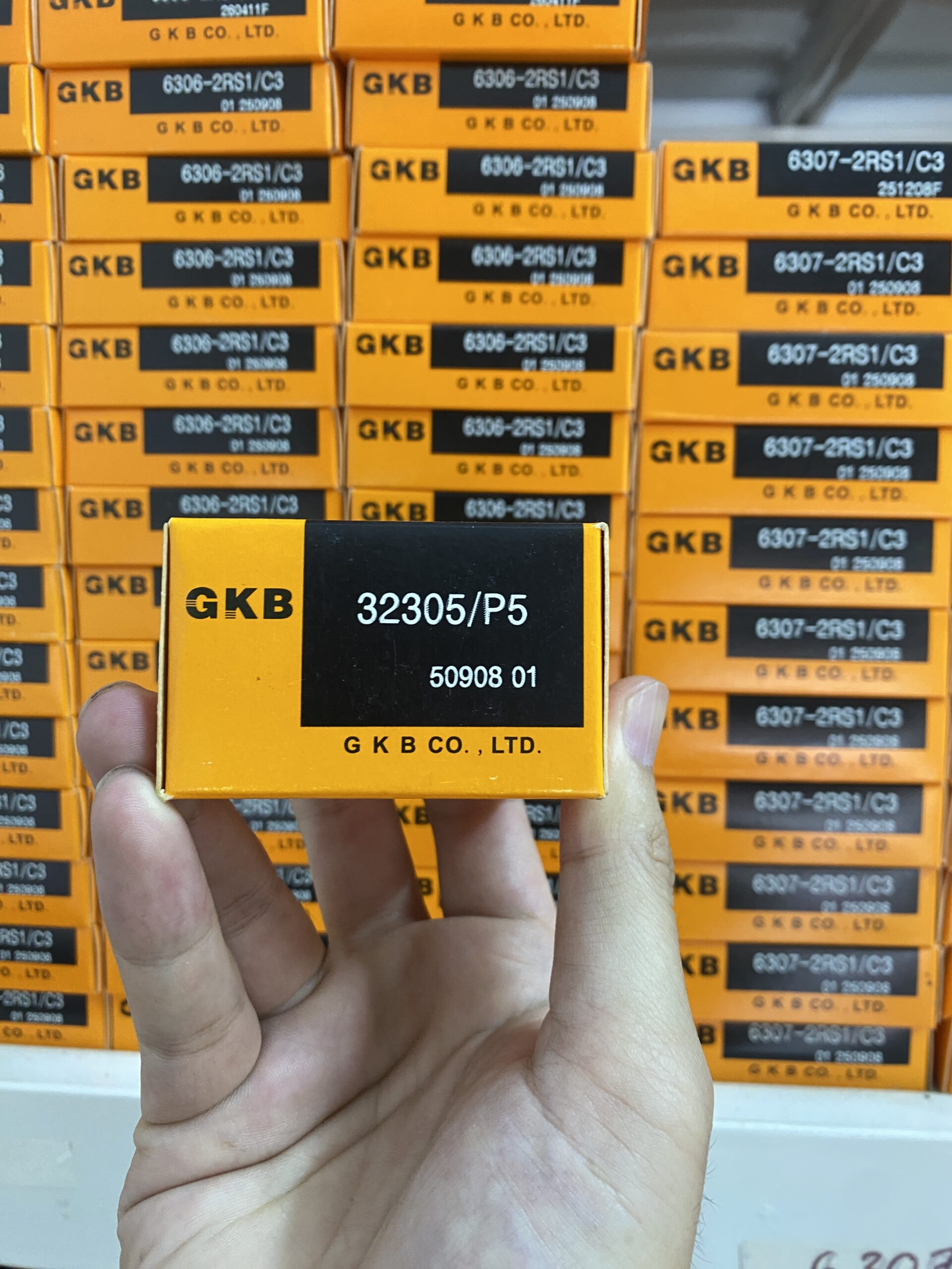 Xem thêm về Vòng bi GKB 32305 Vòng bi GKB 32305